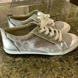 Coach, Barrett Sneaker with logo, Silver, Size 8B
